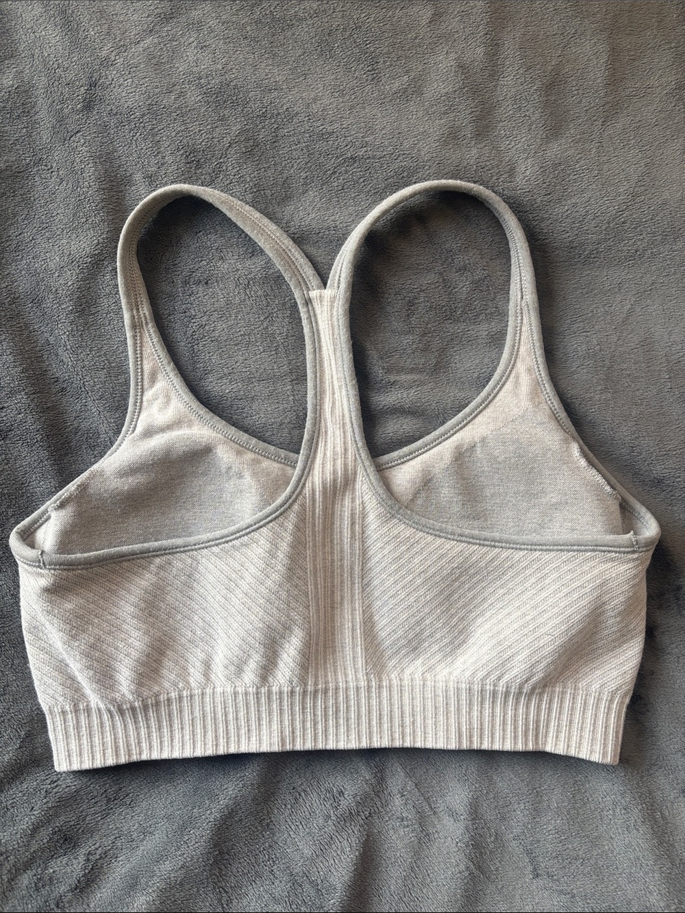 Athleta Ribbed Racerback Sports Bra - Light grey - Picture 2 of 3